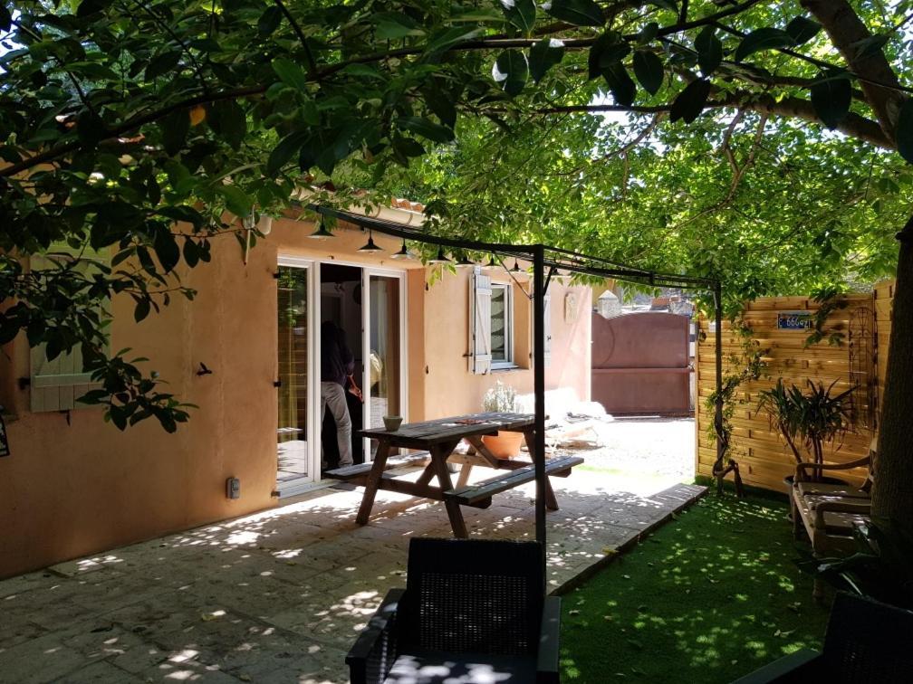 Villa Le Petit St Jean Cazouls-d Herault Exterior foto